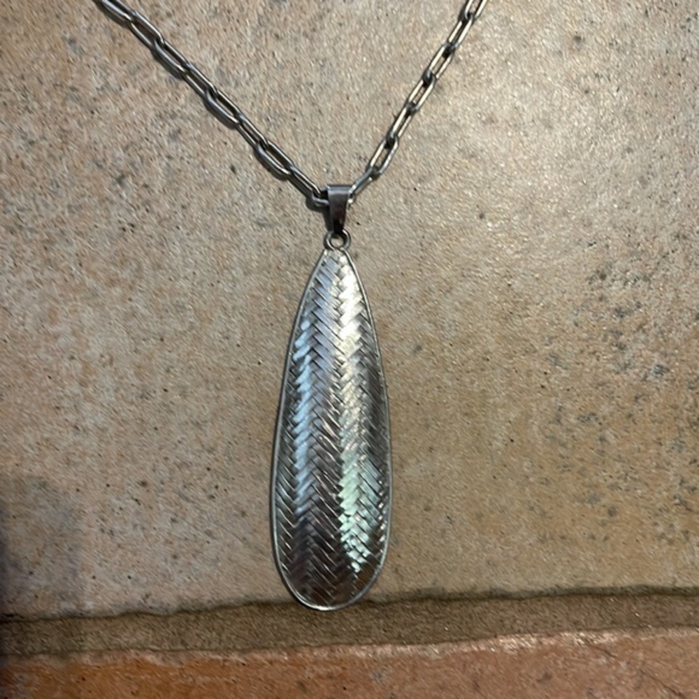 Pat Areias sterling silver necklace - Picture 2 of 4